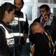 B�yle ana-baba olmaz olsun!