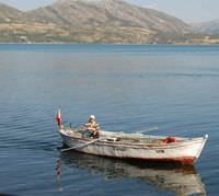 E�irdir G�l�'nde 3 ki�i kay�p