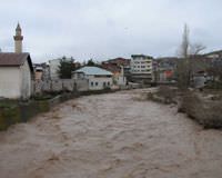 Stadyum sular alt�nda kald�