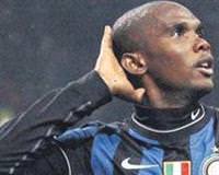 Eto'o �zel u�akla geldi