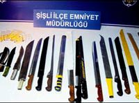 G�zalt�na al�nan 43 ki�iden 42'si serbest