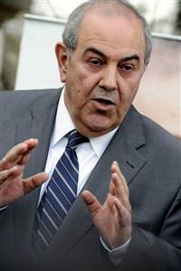 Allavi, Maliki'nin �n�ne ge�ti