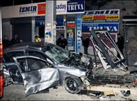 �zmir'de durak facias�: �� �l�
