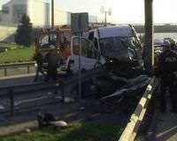 Bah�elievler'de kaza: 10 yaral�