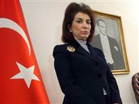 B�y�kel�i �sve�'e geri d�n�yor