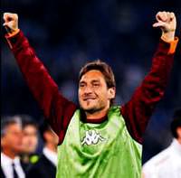 Roma'da derbi de�il sava�!