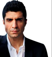 'Namusum ve �erefime dil uzatt�, �ik�yet�iyim'