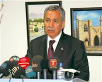 Ar�n�'tan K�l��daro�lu yorumu