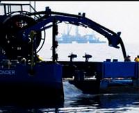 BP, �amur atarak felaketi durduracak