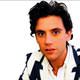 Ne o, ne de di�eriyim ben sadece Mikay�m