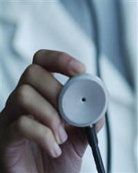 Doktor i�e dald�,5 ya��ndaki �ocu�u �ld�