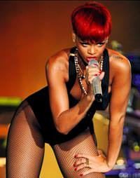 Rihanna y�z�nden ba�� dertte!