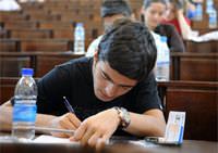 ��renci Se�me ve Yerle�tirme Merkezi (�SYM) Ba�kan� Prof. Dr. �nal Yar�ma�an �niversite LYS ilk oturum aday