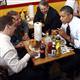 Hamburger diplomasisi font color=redblinkV�DEO/blink/font