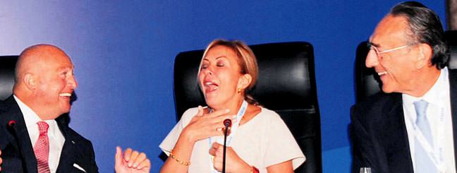 'Ekonomi d�zeldi silahlar susmal�'