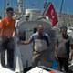 12 saat kurtar�lmay� beklediler