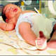Terk etti�i bebe�inin yan�na s�t�n� b�rakt�