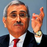 Merkez'in 'endeks k�l�f�' da tutmad�, TL yine de�erlendi