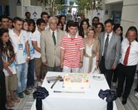 LYS birincisi �niversitelilerle g�r��t�