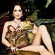 Julianne Moore aslanlarla poz verdi