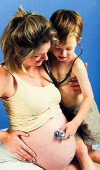Bebek bekleyen �iftlere seminer