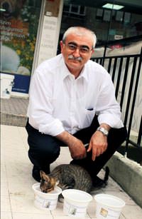 Bu havalarda hayvanlar i�in bir kap su, ya�amla e�de�er
