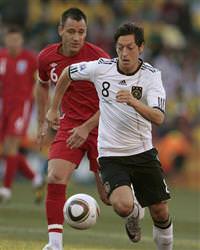 Mesut �srar�