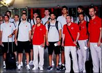 Devler �izme'de