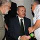 Arac�ndan inip Evet istedi