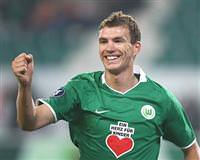 Dzeko transferi yatt�