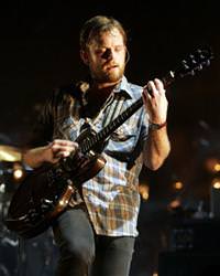 Ku� y�z�nden konser yar�da kald�