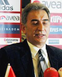 'Yenilenmek ve de�i�mek zorunday�z'