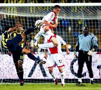 Kocaman Alex'i unutmuyor