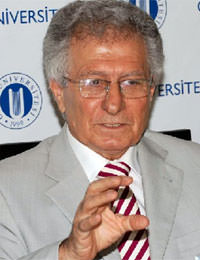 Prof. Dr. �nal Yar�ma�an �SYM LYS ��renci Se�me ve Yerle�tirme Merkezi Ba�kan� Lisans Yerle�tirme S�navlar�
