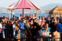 Plaj k�lt�r�yle 'yanmak'...