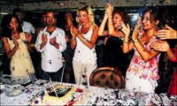Burcu'nun sevgilisi a��r abi ve ma�o ��kt�