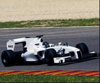 Pirelli 20 y�l sonra F1 pistlerine d�n�yor