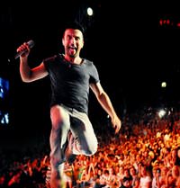 Tarkan co�turdu