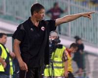 L�tex'in ba��na Penev ge�ti