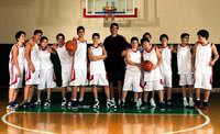 Kutluay'dan basket �ovu