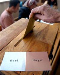 7.000 ki�iden 'evet' istifas�