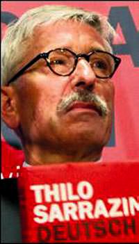 Almanlar Sarrazin'e 'provokat�r' dedi