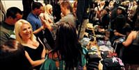 Cadde'de al��veri� �enli�i ba�l�yor