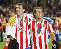 Forlan'�n g�z� Alt�n Top'ta