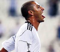 �� boyutlu Kara Kartal