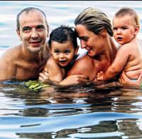 Evli, mutlu, �ocuklu