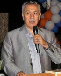 B�lent Ar�n� referandum