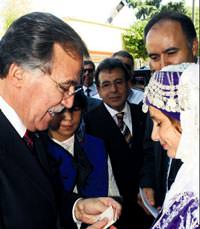 �ahin el �pt�r�p 10 lira har�l�k da��tt�