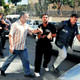�al�nt� otomobilden �al�nt� koyunlar ��kt�