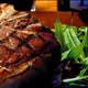 Steak out, sakatat com�ng!